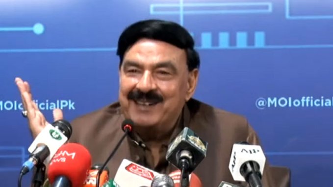 India doesn’t leave any opportunity to destabilize Pakistan: Sheikh Rasheed