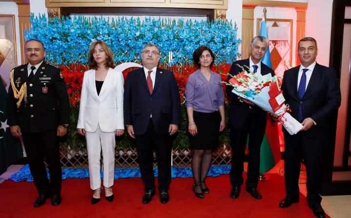 آذربائیجان کے سفارتخانے نے “یوم فتح” منایا
