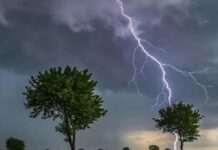Heavy Rains Disrupt Life in Islamabad, Rawalpindi